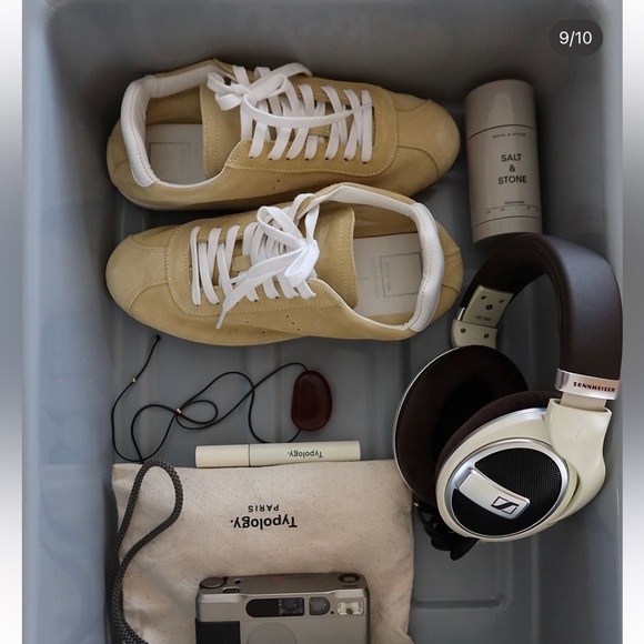 Dolce Vita Serina Sneaker Yellow Suede - Picture 3 of 4